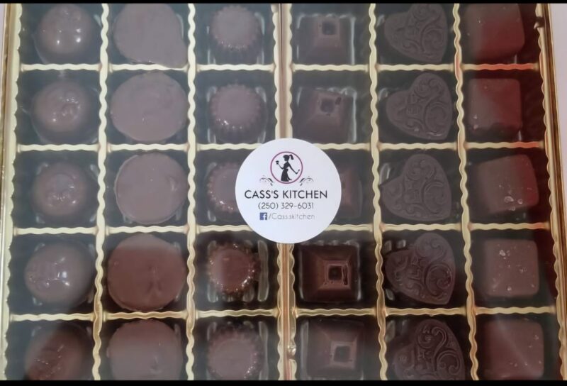 30 Pieces Mixed Chocolate Box