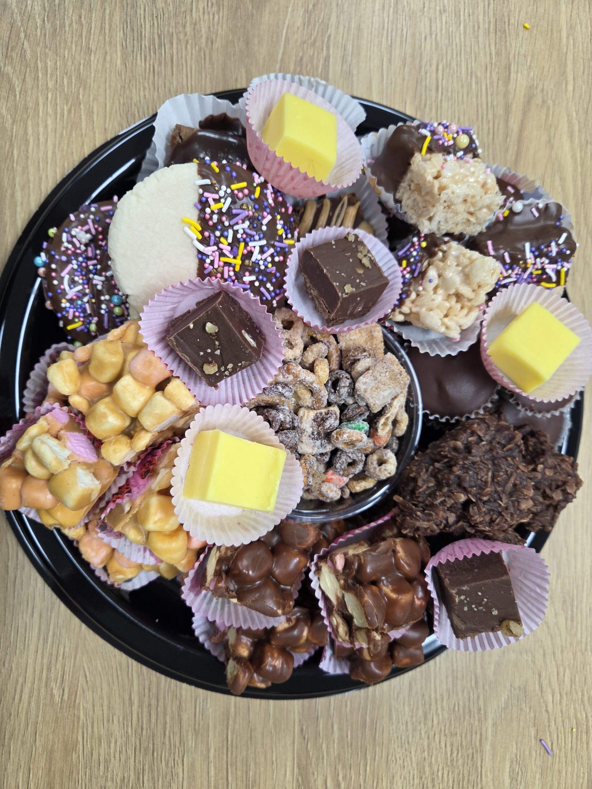 12" Dessert Tray 40 Pieces