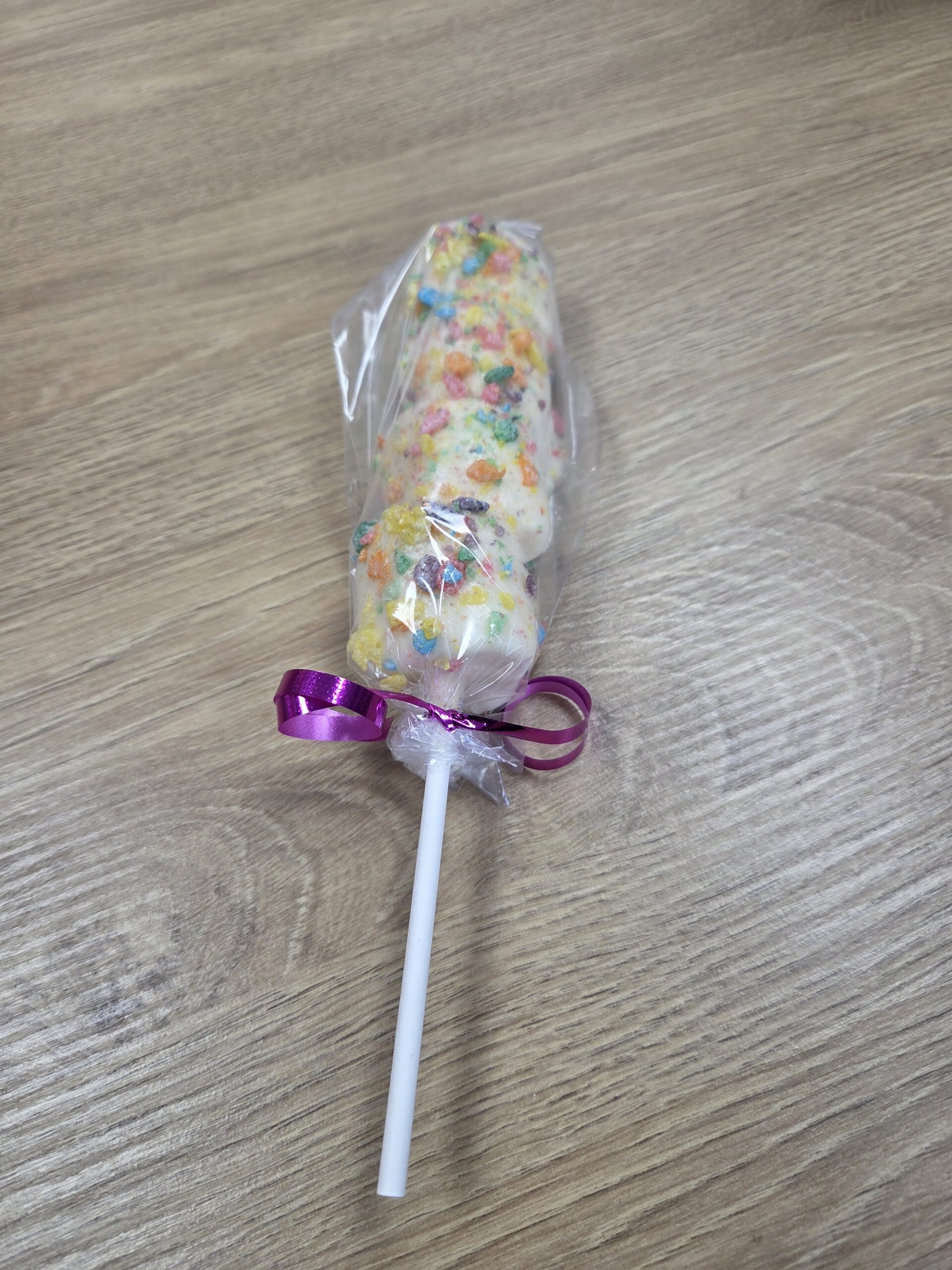 Fruity Crunch Marshmallow Pop